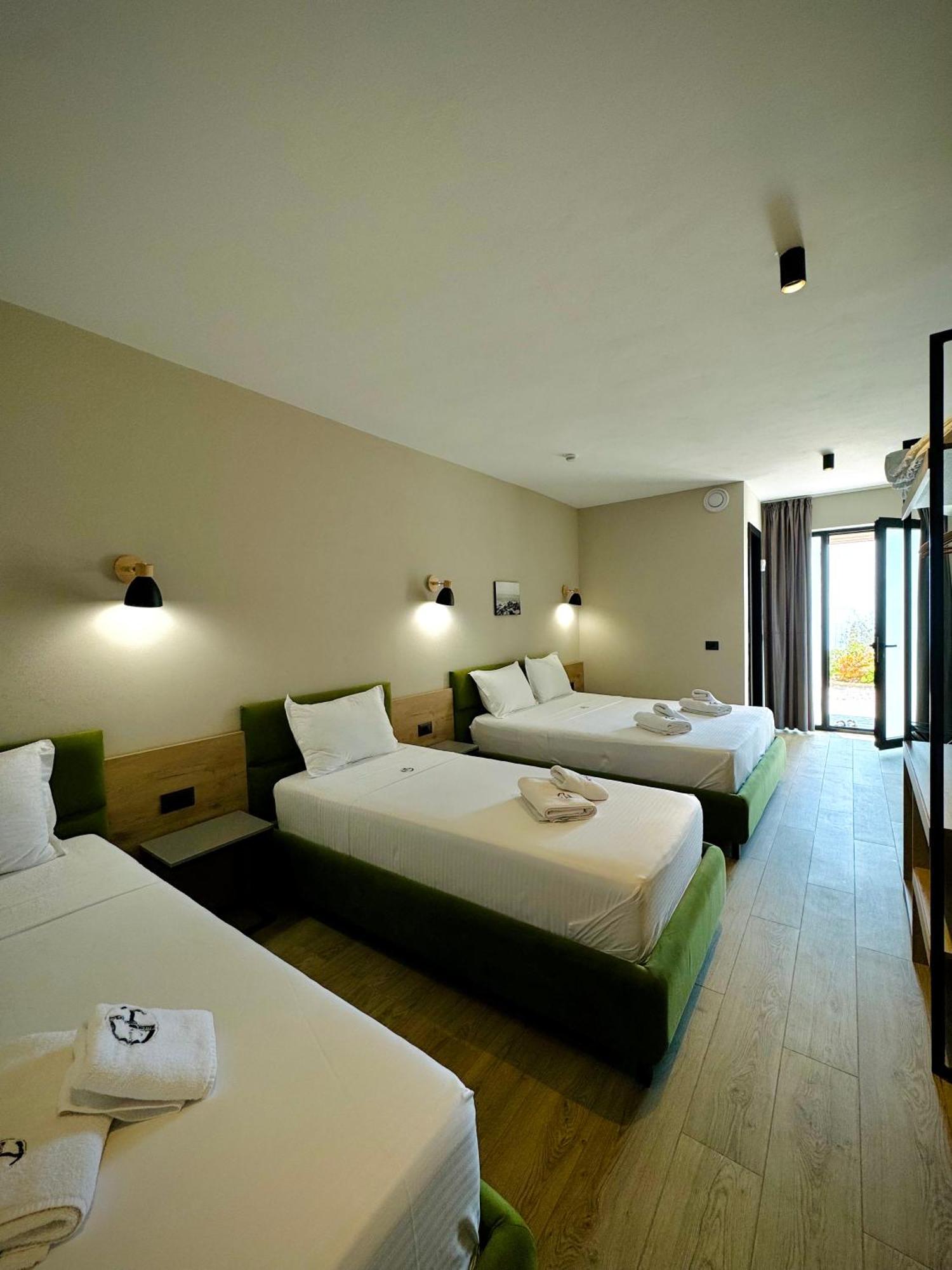 Gogo'S Boutique Hotel Dhermi Luaran gambar